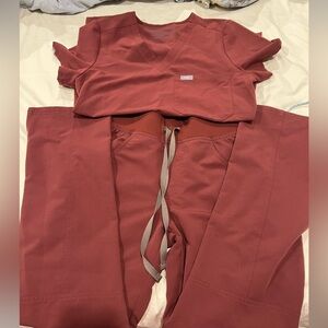 Figs Scrub Set Mauve  XS Catarina top XS/P High waisted Kade pants